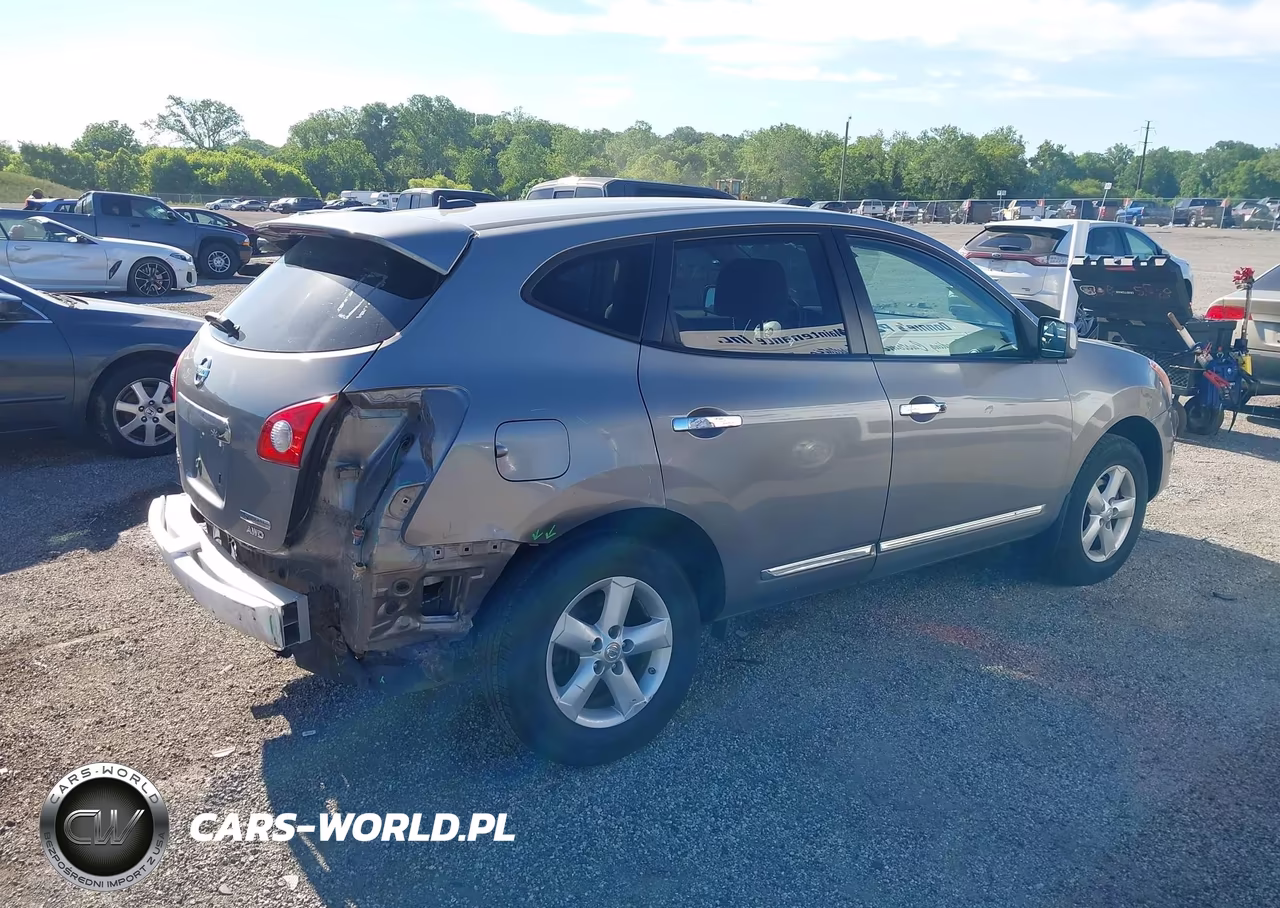 2013 Nissan Rogue S VIN:JN8AS5MV6DW600062 - 4