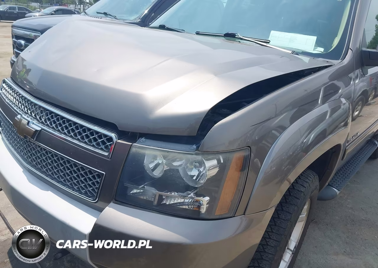 2011 Chevrolet Tahoe Lt VIN:1GNSKBE01BR224083 - 18