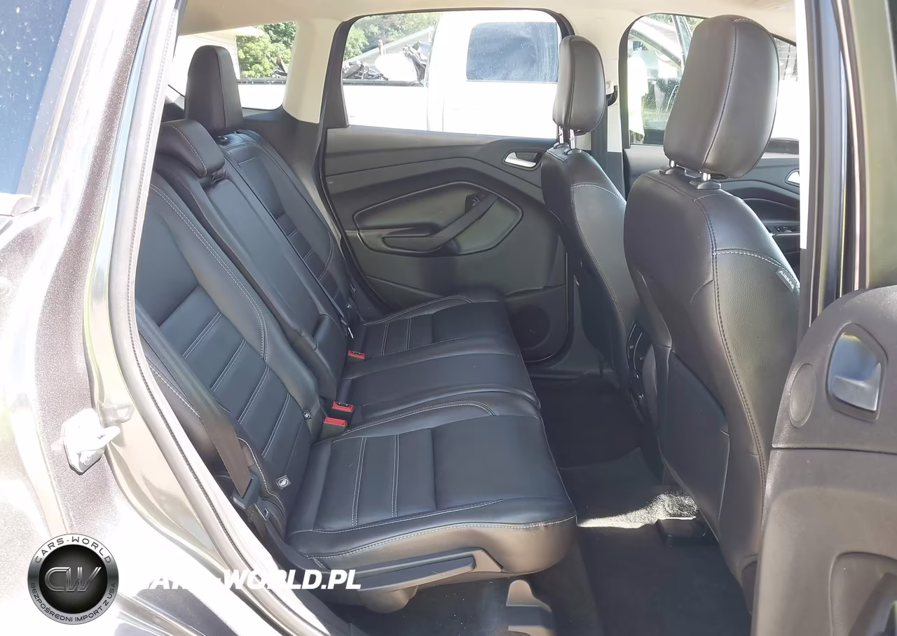 2019 Ford Escape Titanium VIN:1FMCU9J90KUB51690 - 8