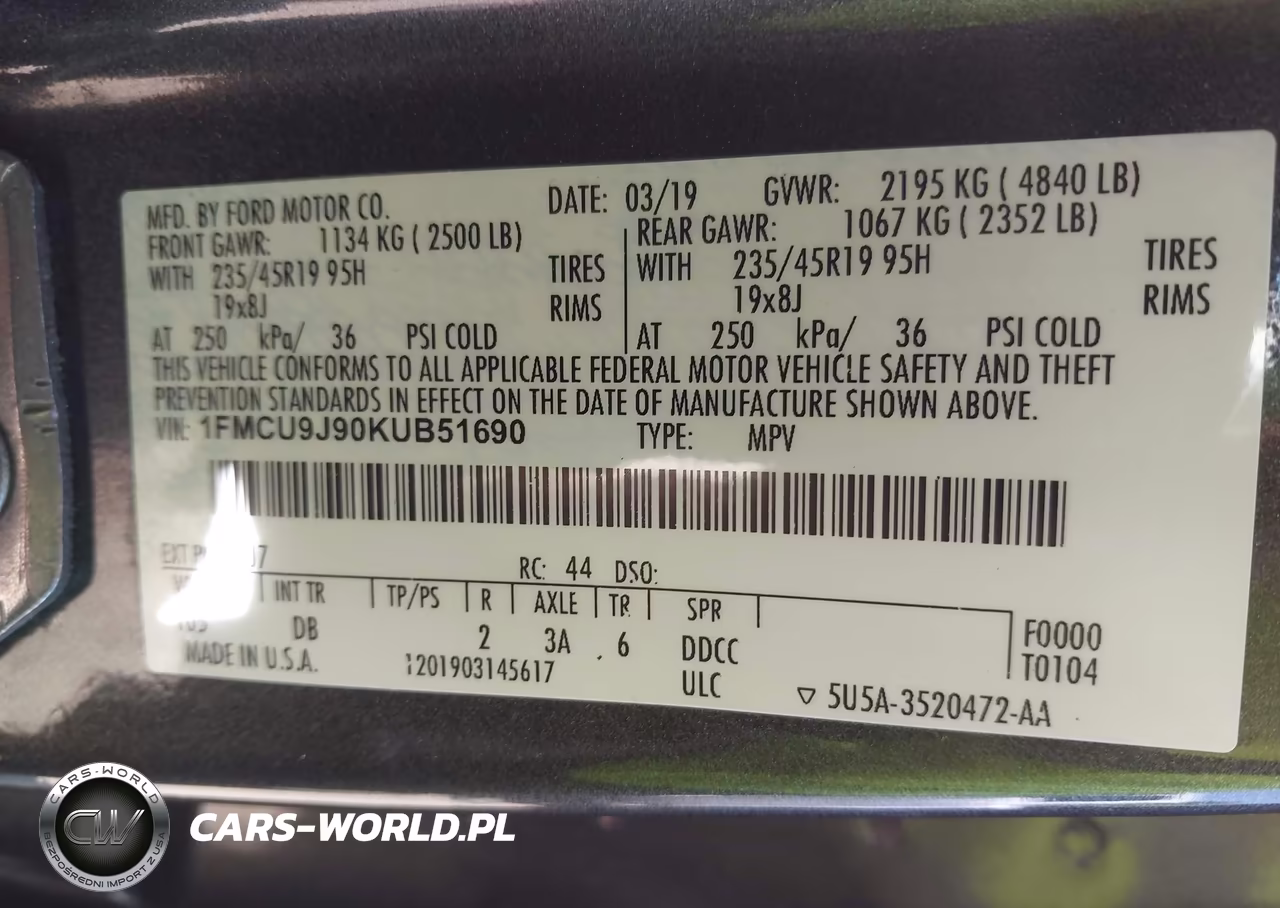 2019 Ford Escape Titanium VIN:1FMCU9J90KUB51690 - 9