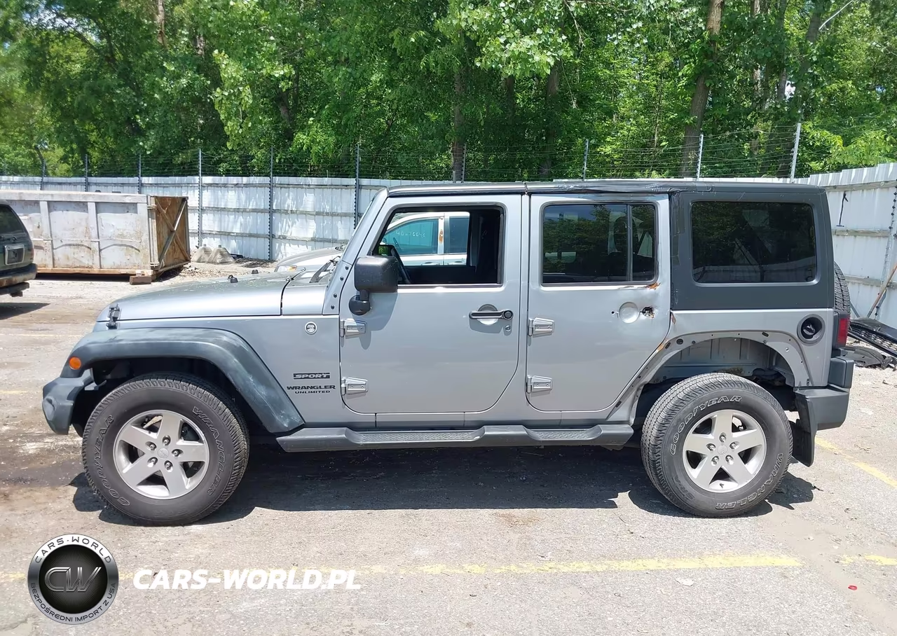 2014 Jeep Wrangler Unlimited Sport VIN:1C4BJWDG7EL103437 - 14