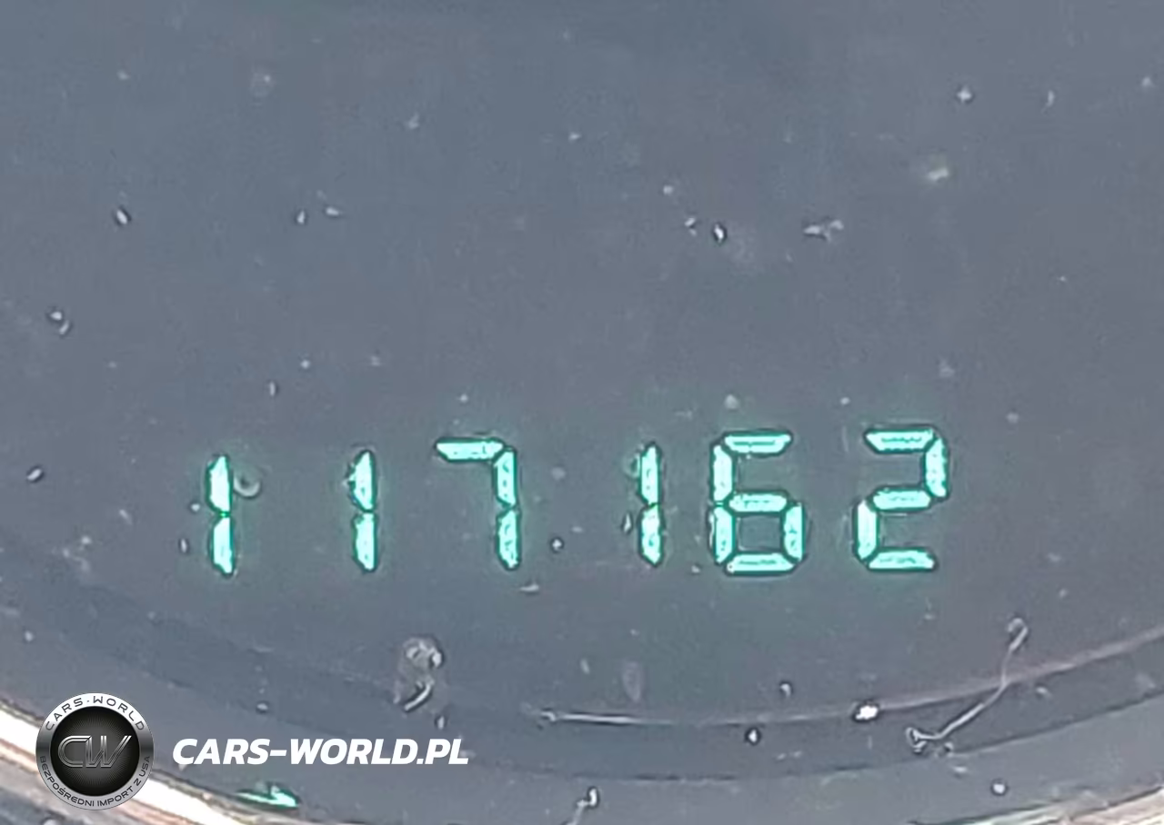 2014 Jeep Wrangler Unlimited Sport VIN:1C4BJWDG7EL103437 - 15