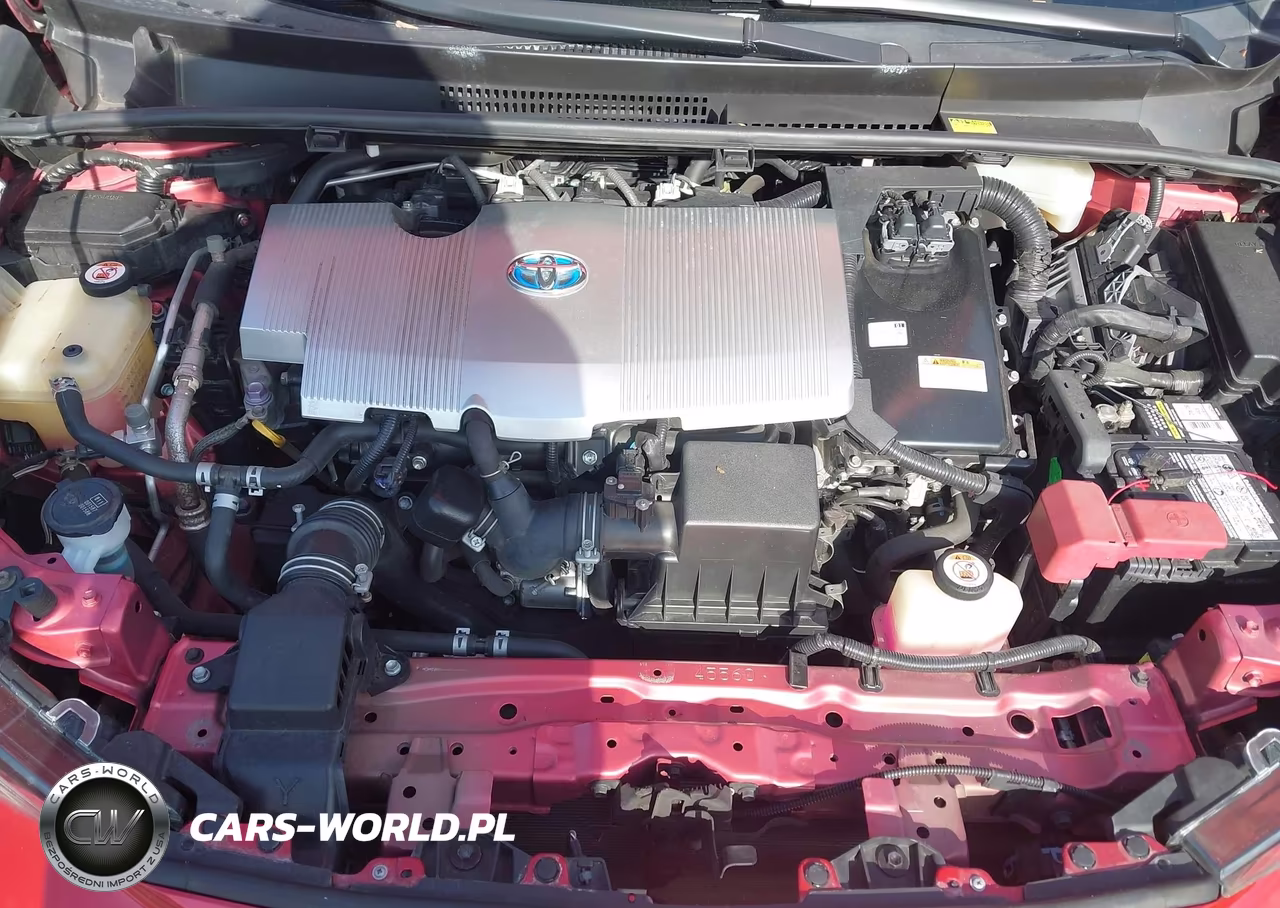 2018 Toyota Prius Two VIN:JTDKBRFU7J3063811 - 10