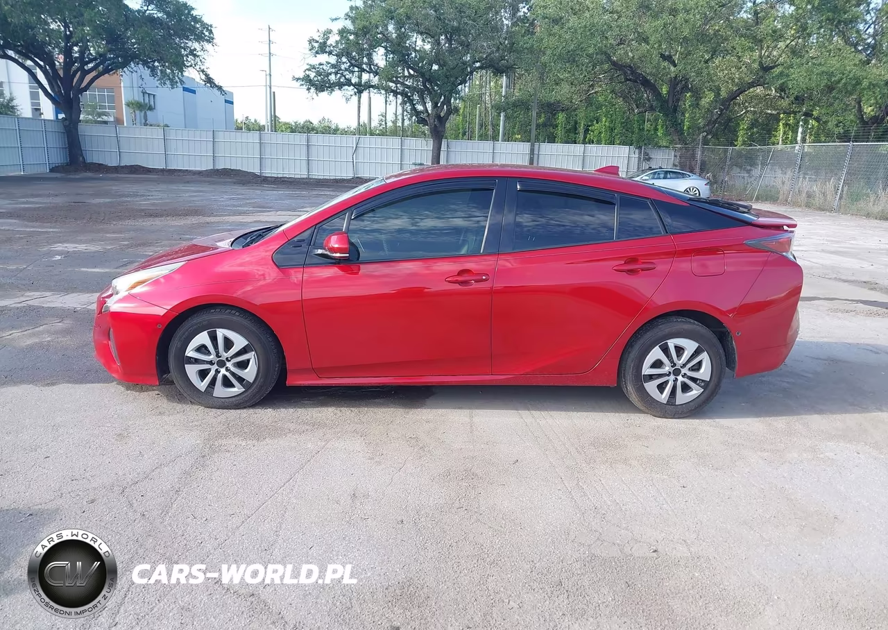 2018 Toyota Prius Two VIN:JTDKBRFU7J3063811 - 14
