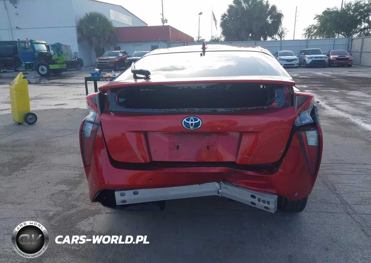 2018 Toyota Prius Two VIN:JTDKBRFU7J3063811 - 16