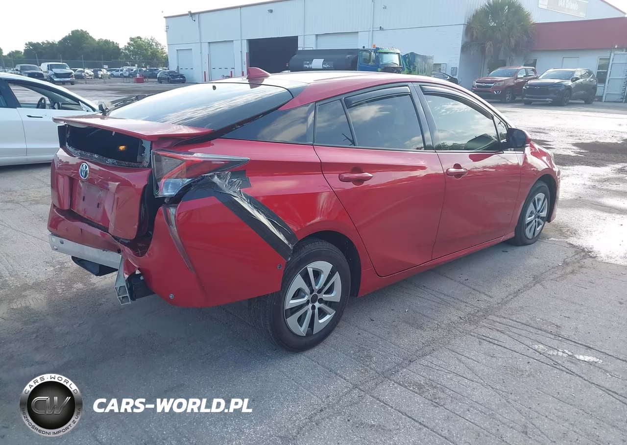 2018 Toyota Prius Two VIN:JTDKBRFU7J3063811 - 4
