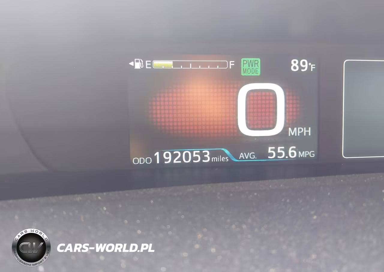 2018 Toyota Prius Two VIN:JTDKBRFU7J3063811 - 7