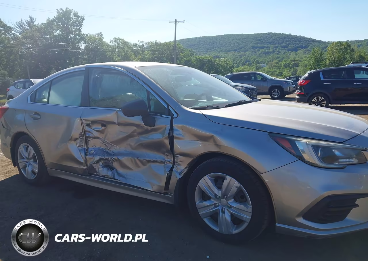2018 Subaru Legacy 2.5I VIN:4S3BNAB60J3020413 - 6