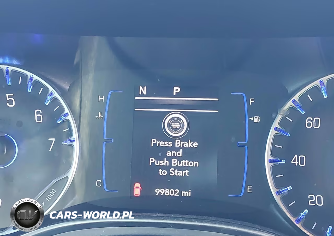 2018 Chrysler Pacifica Touring Plus VIN:2C4RC1FG5JR229161 - 16