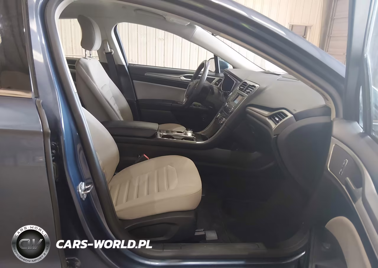 2018 Ford Fusion Hybrid S VIN:3FA6P0UU1JR271398 - 5