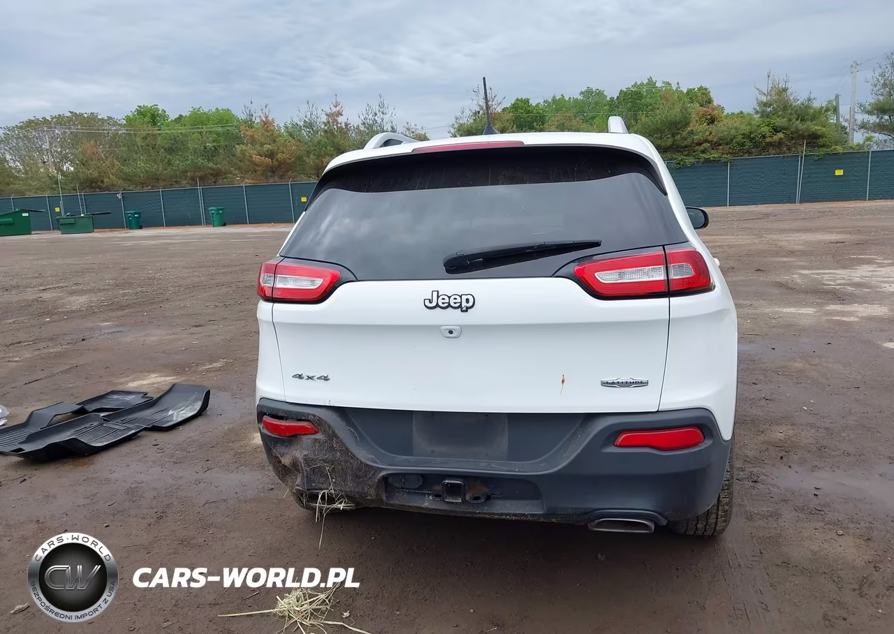 2016 Jeep Cherokee Latitude VIN:1C4PJMCS5GW103941 - 15