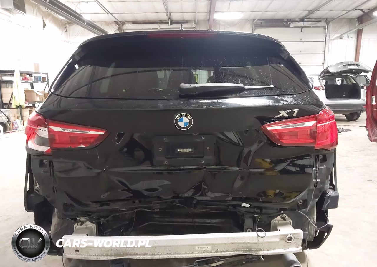 2017 BMW X1 xDrive28I VIN:WBXHT3Z37H4A55547 - 17