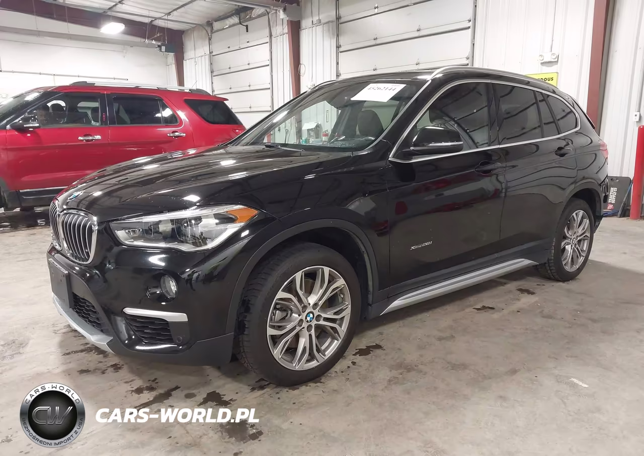 2017 BMW X1 xDrive28I VIN:WBXHT3Z37H4A55547 - 2