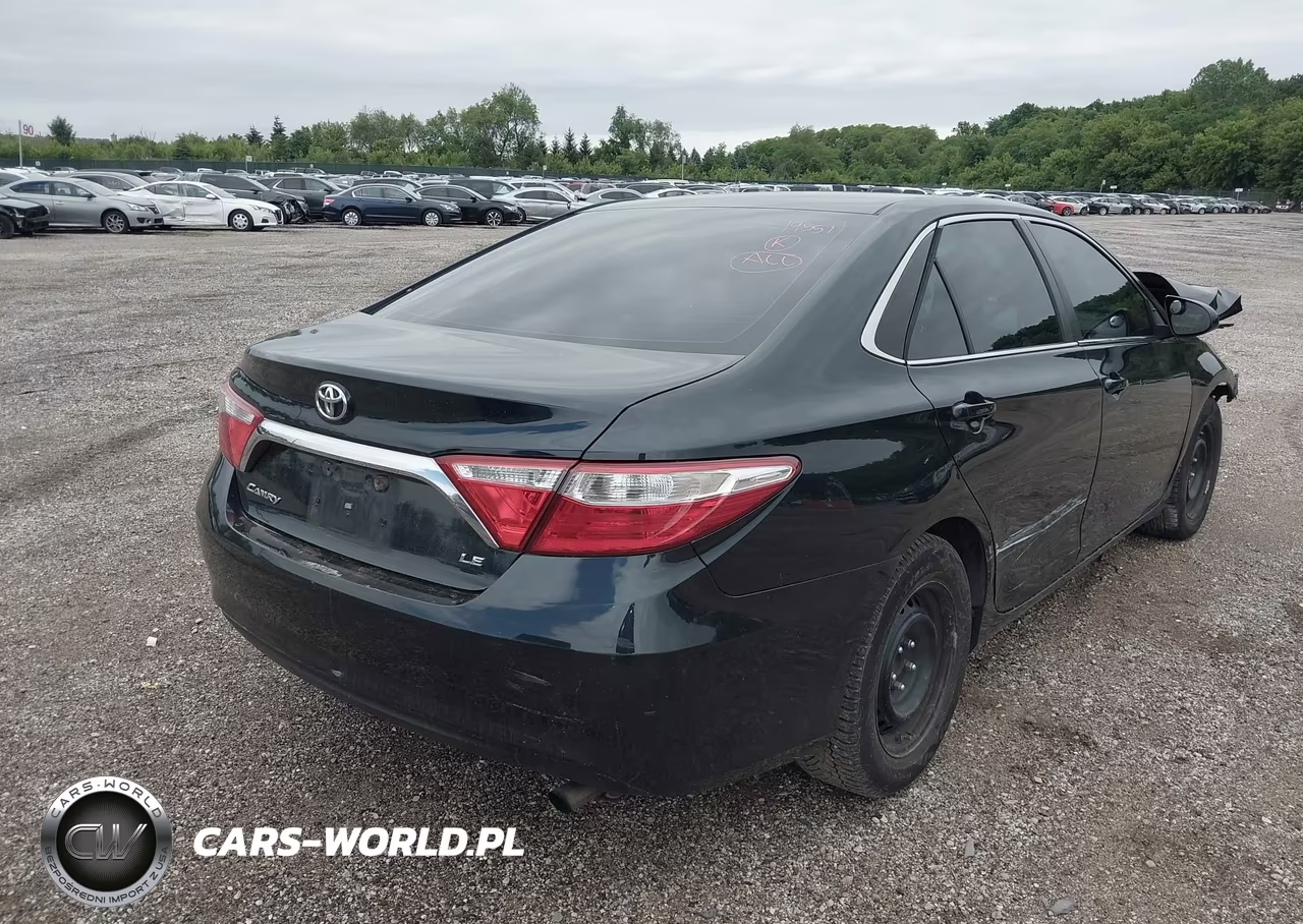 2017 Toyota Camry Le VIN:4T1BF1FK8HU622027 - 4