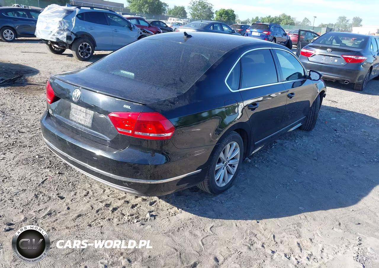2012 Volkswagen Passat 2.5L Sel Premium VIN:1VWCP7A34CC005745 - 4