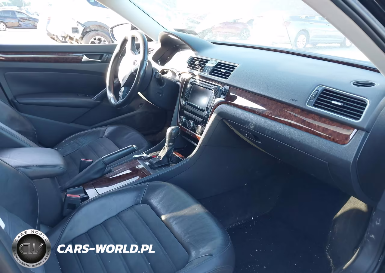 2012 Volkswagen Passat 2.5L Sel Premium VIN:1VWCP7A34CC005745 - 5