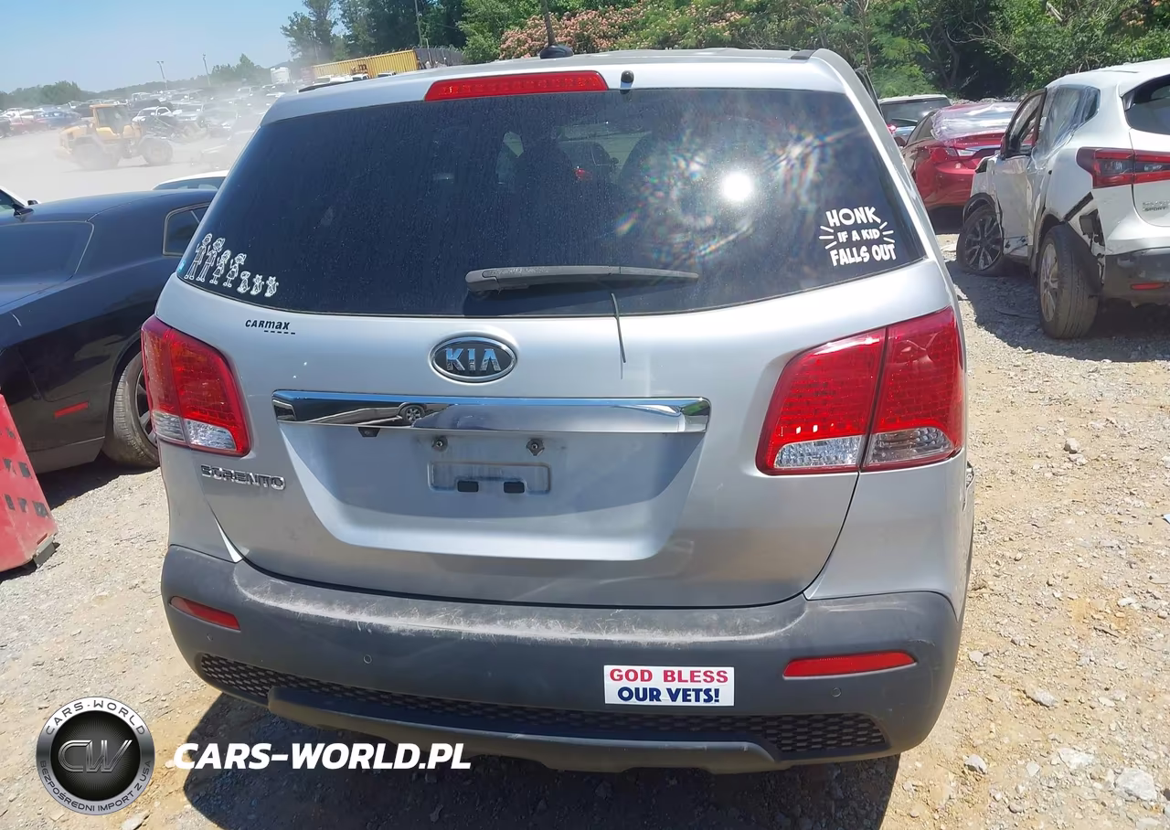 2013 Kia Sorento Lx VIN:5XYKT3A11DG407141 - 16