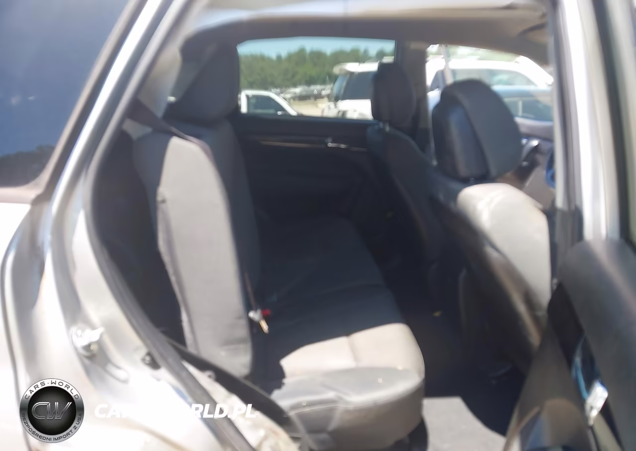 2013 Kia Sorento Lx VIN:5XYKT3A11DG407141 - 8