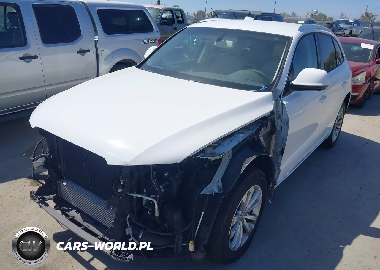 2014 Audi Q5 2.0T Premium VIN:WA1CFAFP2EA103955 - 2