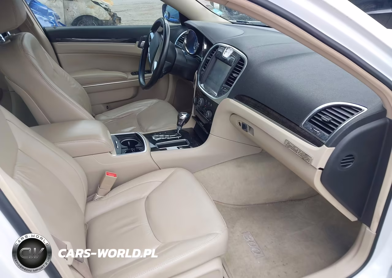 2011 Chrysler 300 Limited VIN:2C3CA5CG8BH592394 - 5