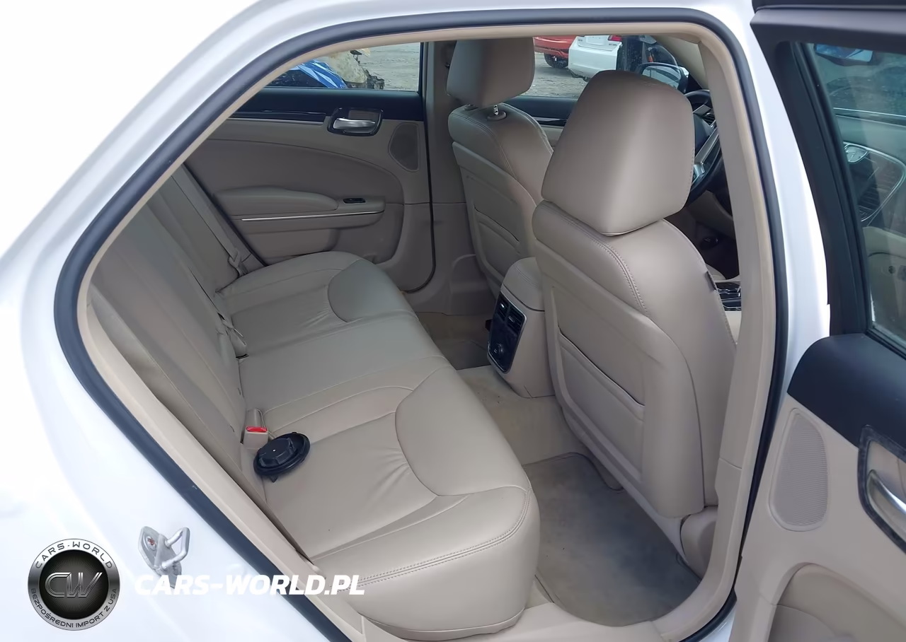 2011 Chrysler 300 Limited VIN:2C3CA5CG8BH592394 - 8