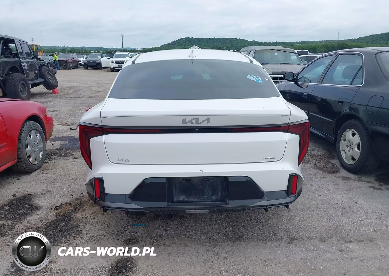 2025 Kia K4 Gt-Line VIN:3KPFW4DE5SE142280 - 17
