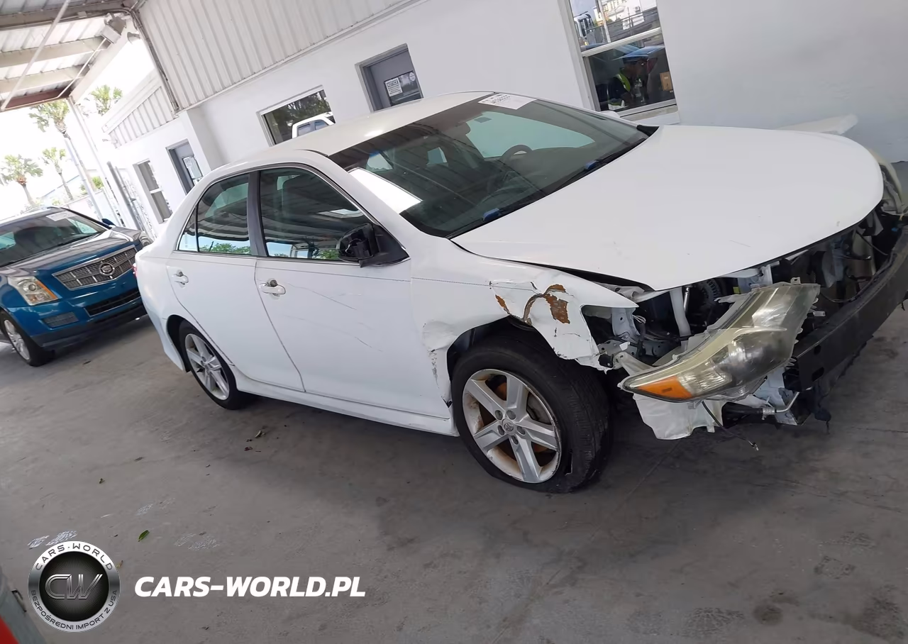 2014 Toyota Camry Se VIN:4T1BF1FK7EU743871 - 14