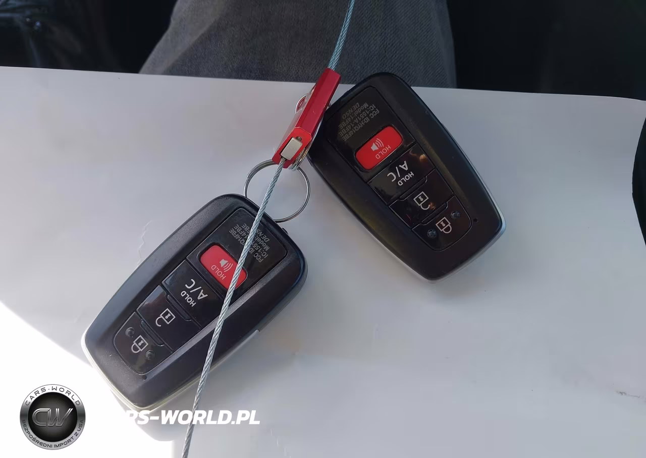 2020 Toyota Prius Prime Le VIN:JTDKARFP4L3128842 - 11