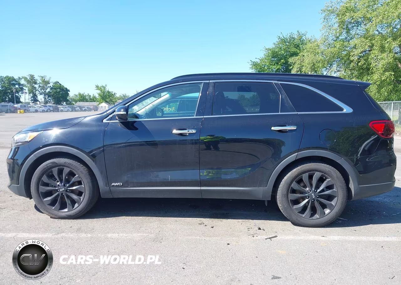 2020 Kia Sorento 3.3L S VIN:5XYPGDA57LG637851 - 14