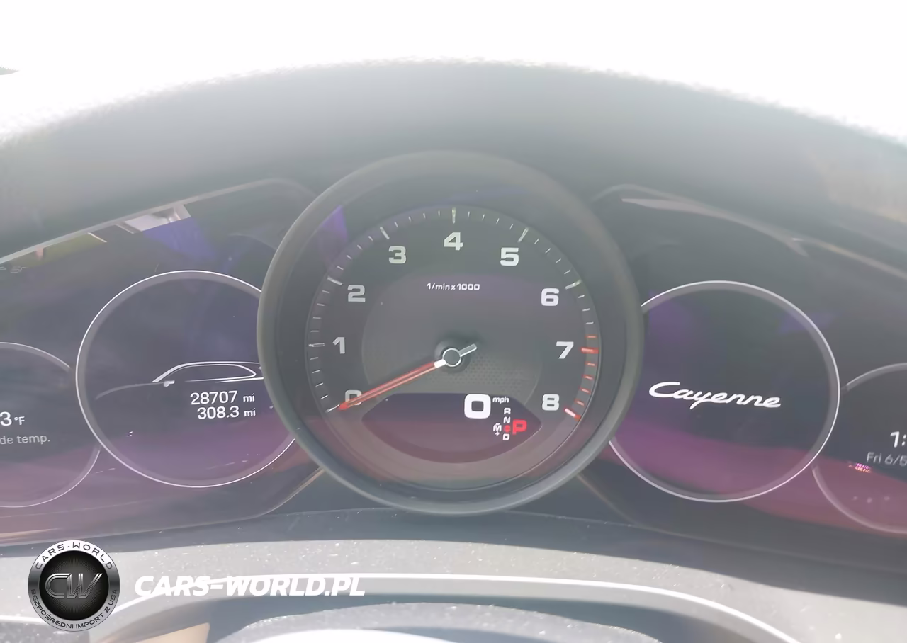 2022 Porsche Cayenne Platinum Edition VIN:WP1AA2AY9NDA04922 - 7