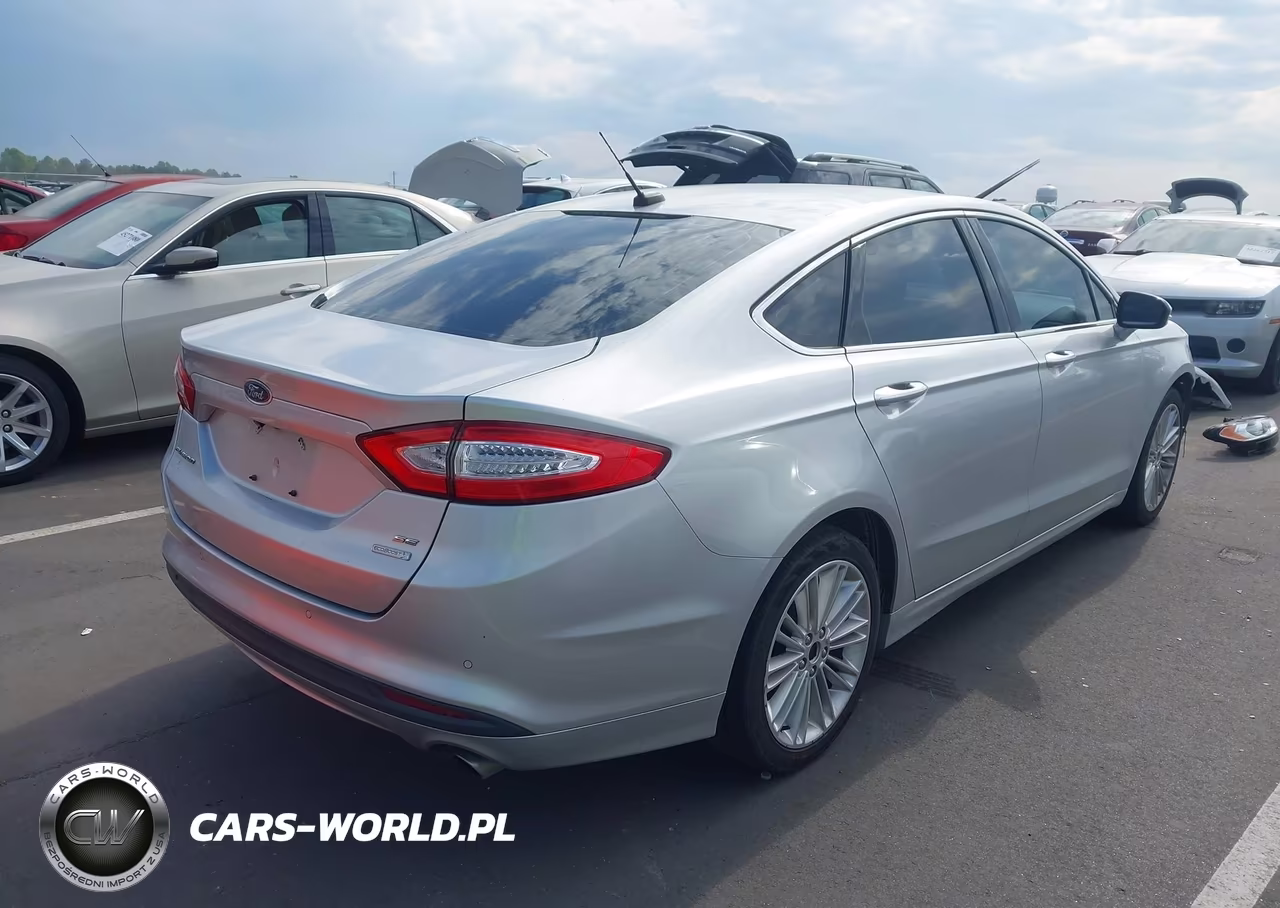 2015 Ford Fusion Se VIN:3FA6P0HD8FR288832 - 4