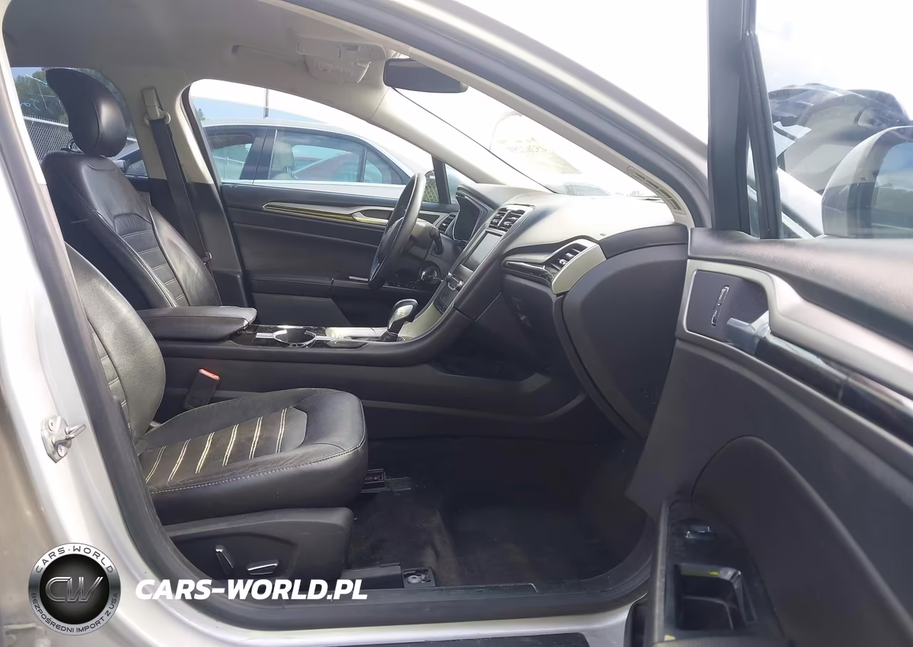 2015 Ford Fusion Se VIN:3FA6P0HD8FR288832 - 5