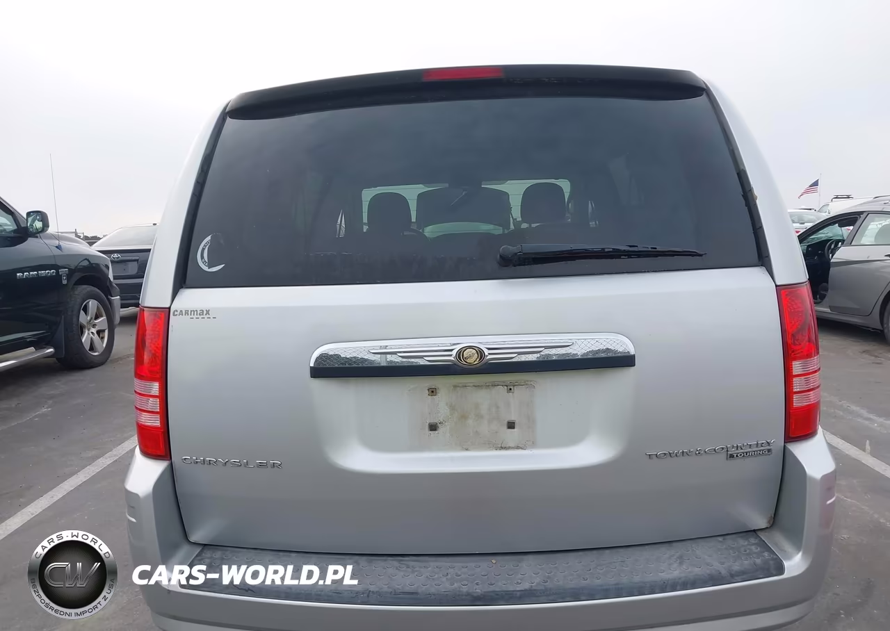 2010 Chrysler Town & Country Touring VIN:2A4RR5D19AR503590 - 16