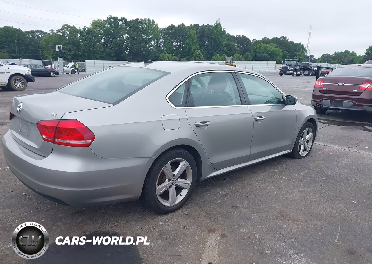 2013 Volkswagen Passat 2.5L Se VIN:1VWBH7A38DC102778 - 4