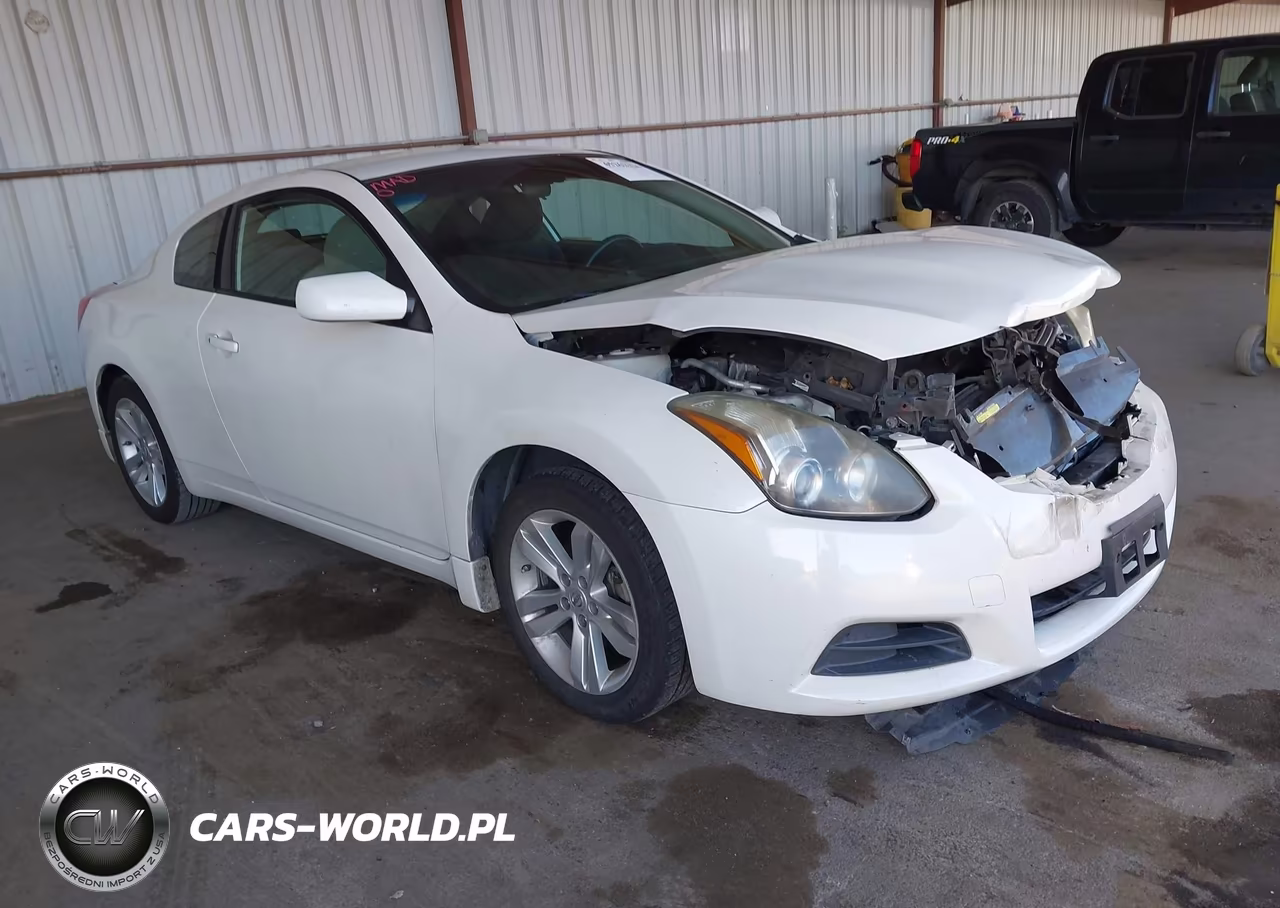 2013 Nissan Altima 2.5 S – zdjęcie 1 z 17