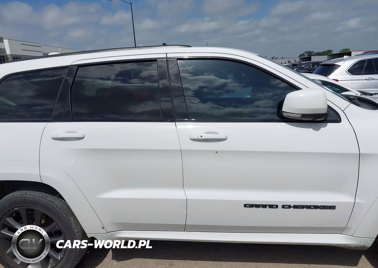 2018 Jeep Grand Cherokee High Altitude 4X2 VIN:1C4RJECG2JC339949 - 13