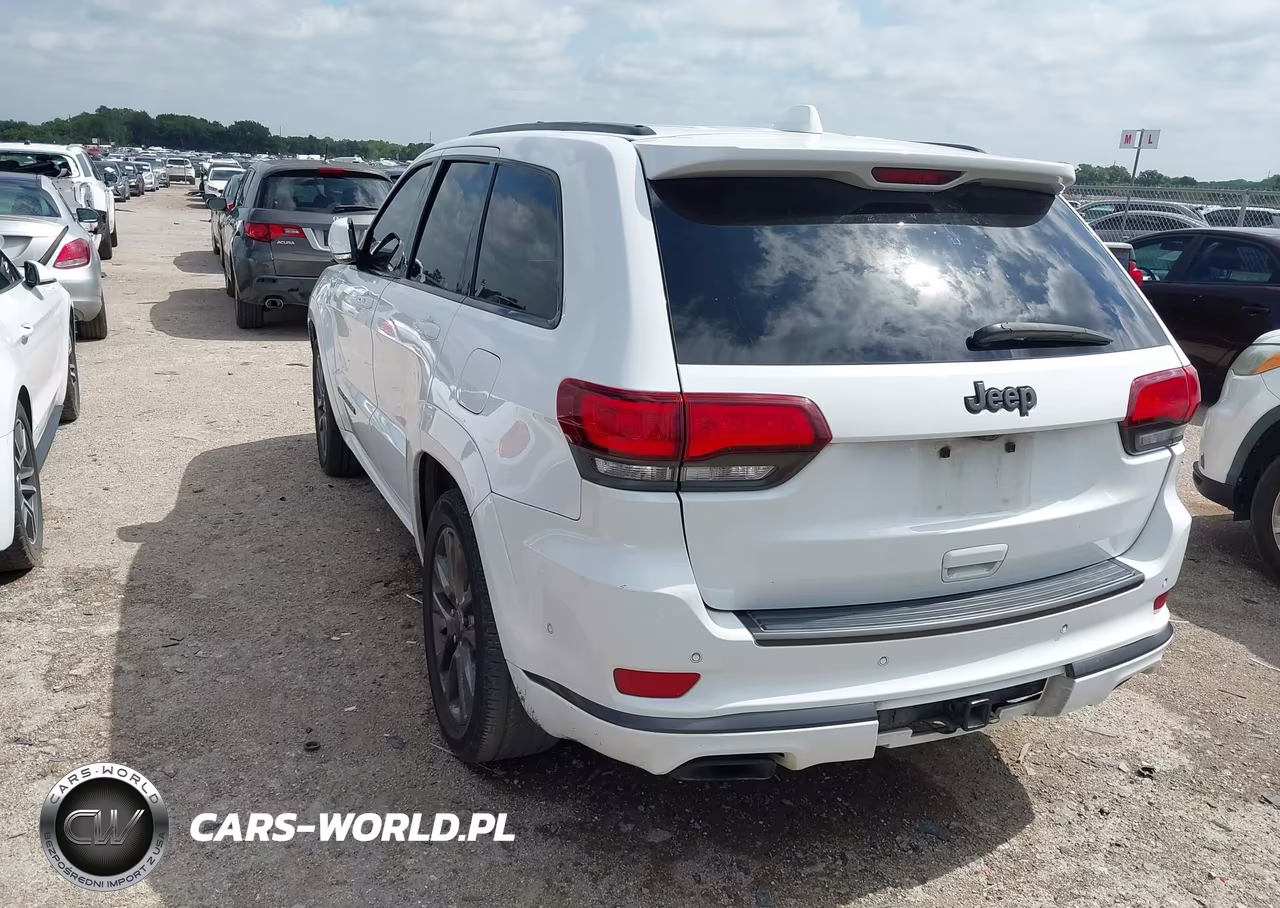 2018 Jeep Grand Cherokee High Altitude 4X2 VIN:1C4RJECG2JC339949 - 3