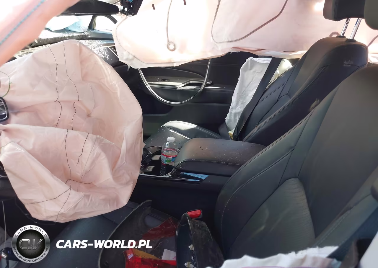 2021 Honda Clarity Plug-In Hybrid Touring VIN:JHMZC5F30MC000595 - 5