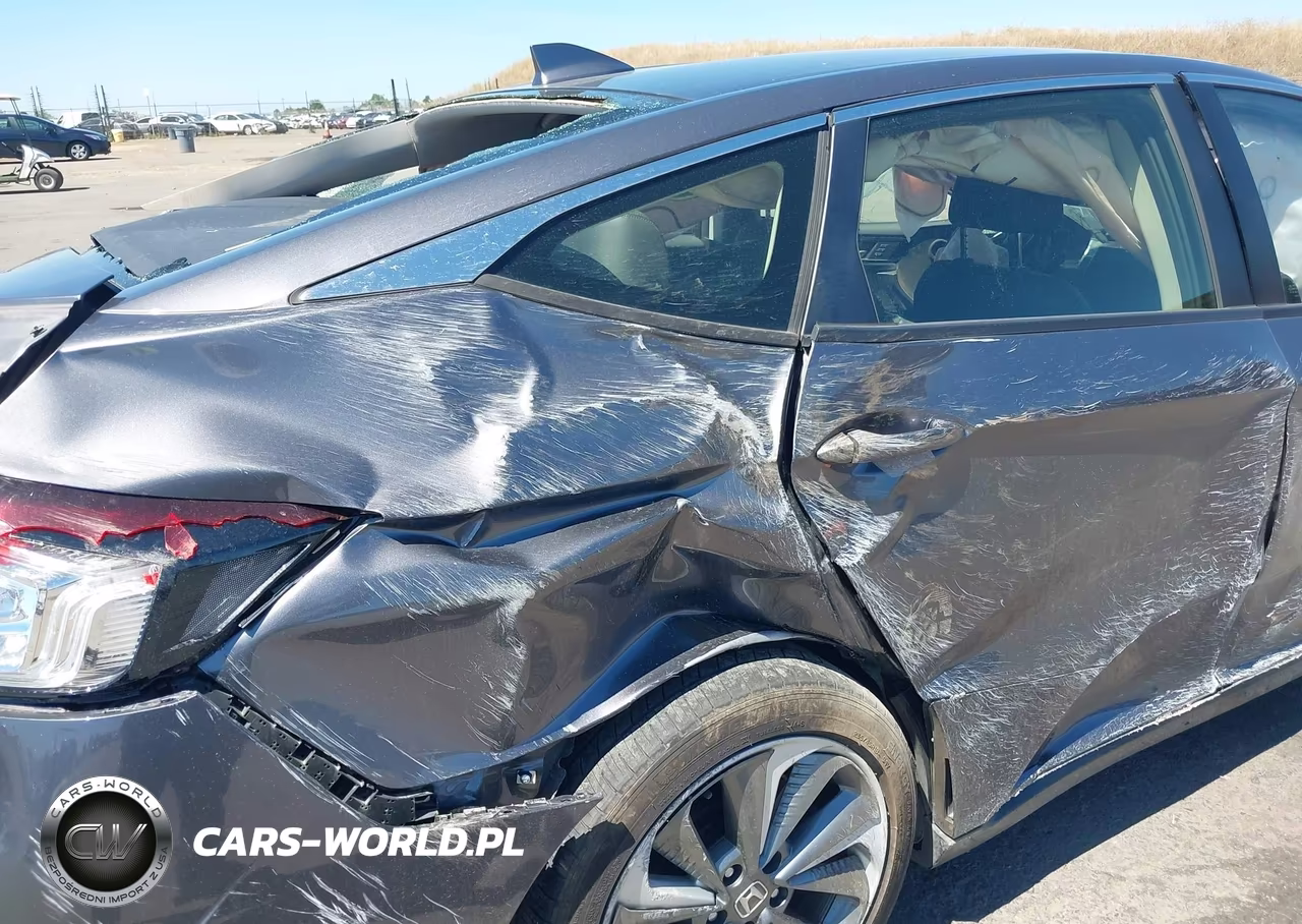 2021 Honda Clarity Plug-In Hybrid Touring VIN:JHMZC5F30MC000595 - 6