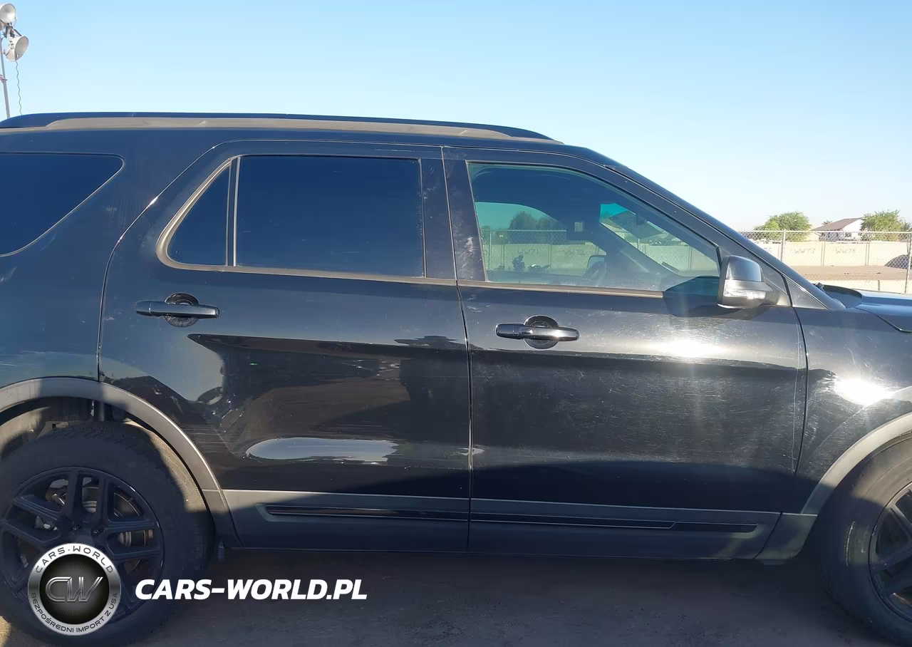 2016 Ford Explorer Sport VIN:1FM5K8GT4GGB06494 - 13
