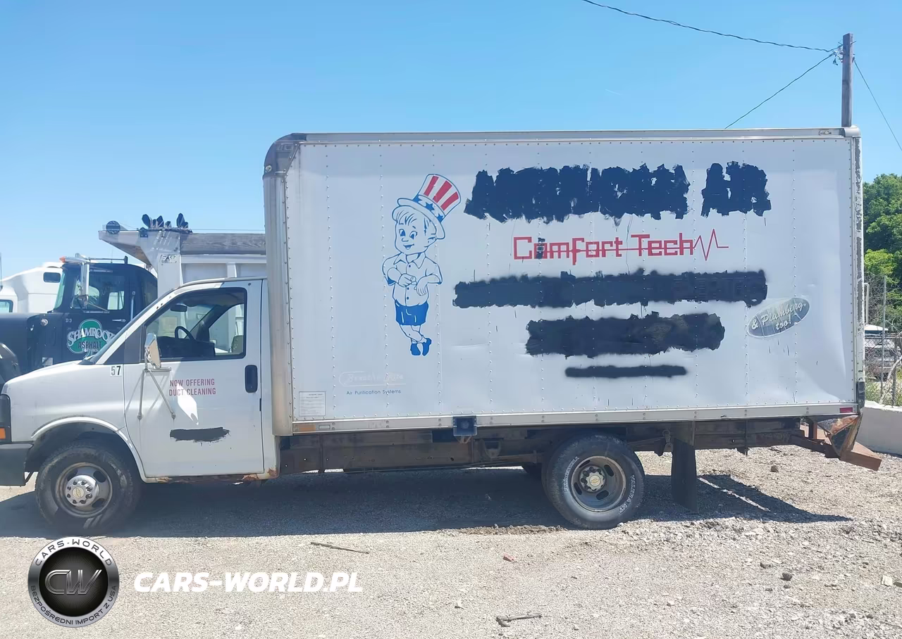2004 Chevrolet Express Cutaway Base W-C7L-C7N VIN:1GBJG31U341127008 - 14