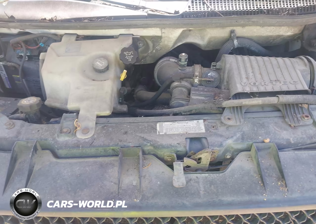 2004 Chevrolet Express Cutaway Base W-C7L-C7N VIN:1GBJG31U341127008 - 9