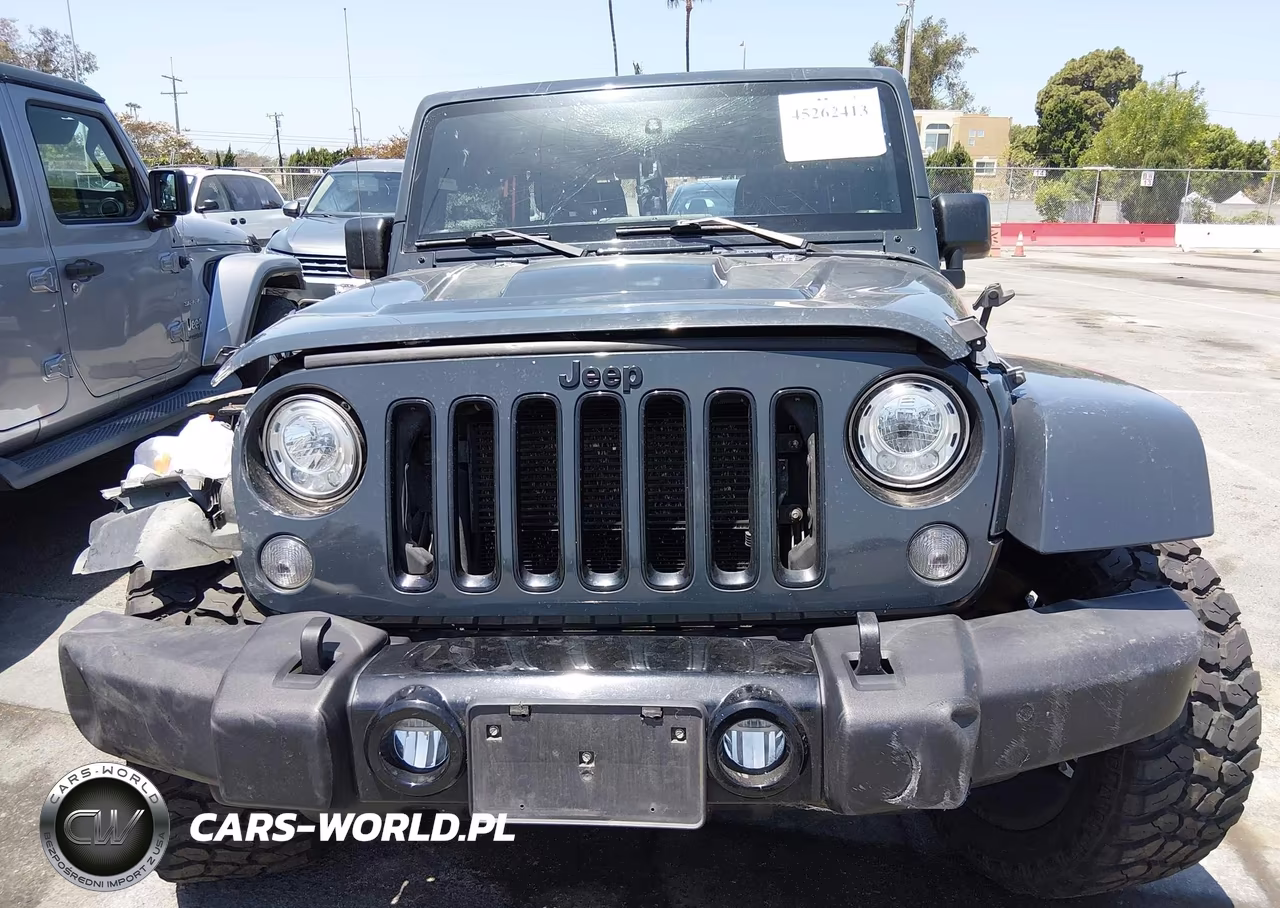 2017 Jeep Wrangler Unlimited Smoky Mountain 4X4 VIN:1C4HJWEG7HL674987 - 11