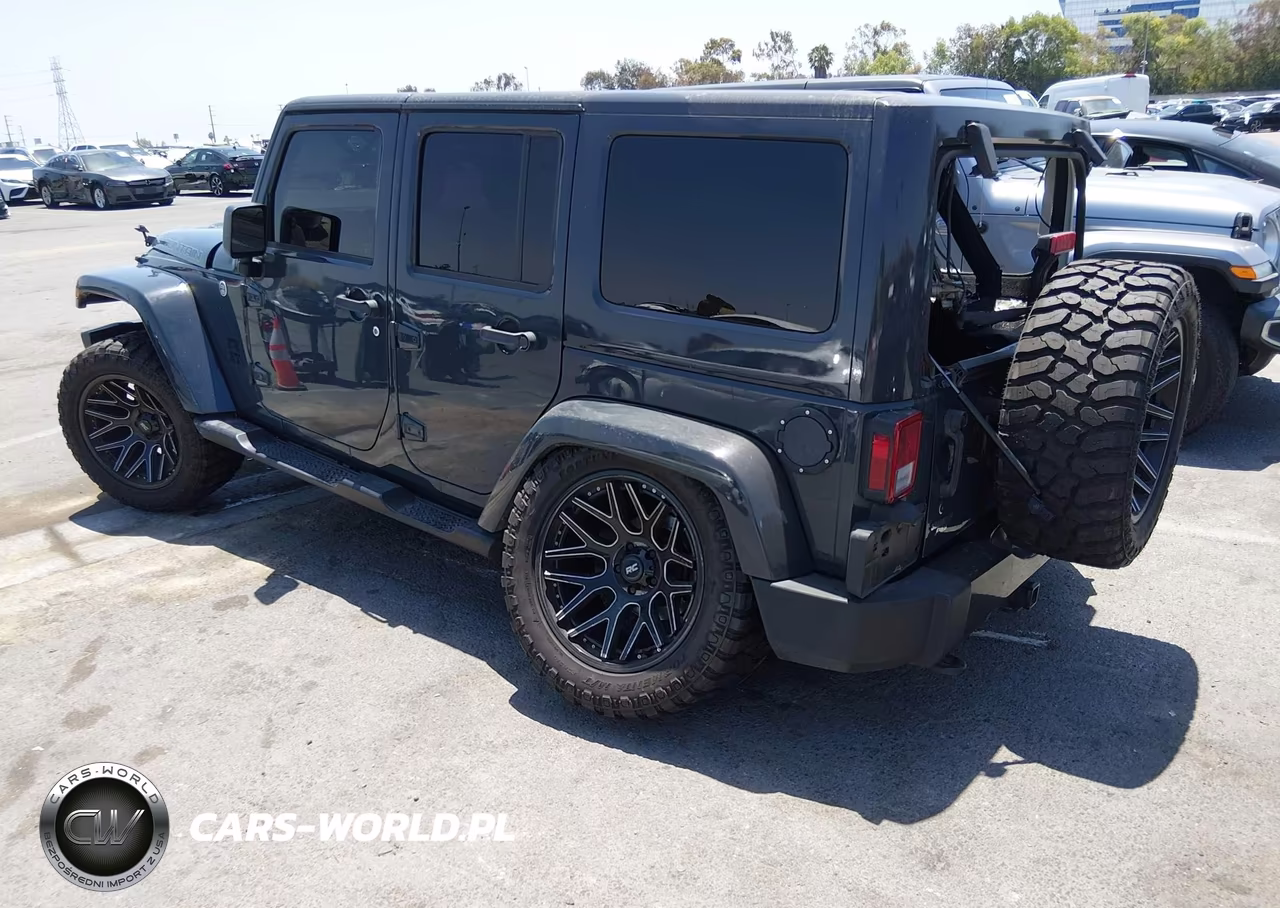 2017 Jeep Wrangler Unlimited Smoky Mountain 4X4 VIN:1C4HJWEG7HL674987 - 3