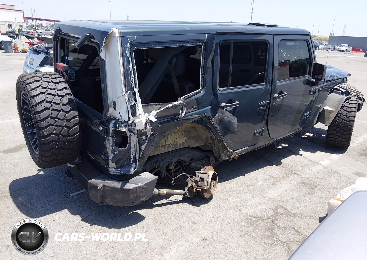 2017 Jeep Wrangler Unlimited Smoky Mountain 4X4 VIN:1C4HJWEG7HL674987 - 4