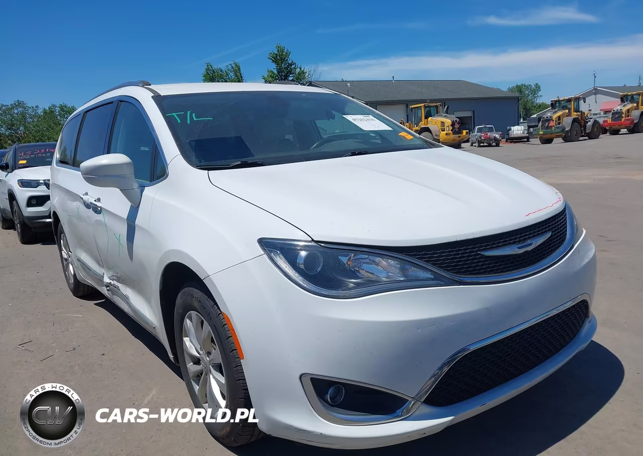 2018 Chrysler Pacifica Touring L