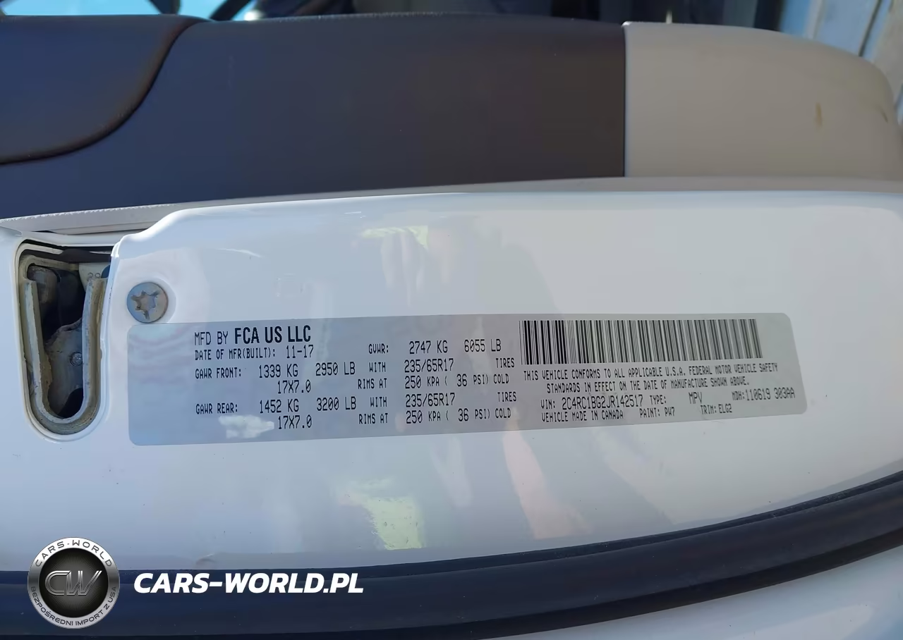 2018 Chrysler Pacifica Touring L VIN:2C4RC1BG2JR142517 - 9