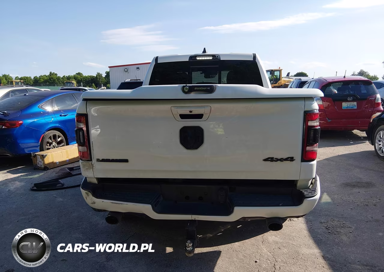 2021 Ram 1500 Laramie 4X4 5'7 Box VIN:1C6SRFJT1MN615652 - 17