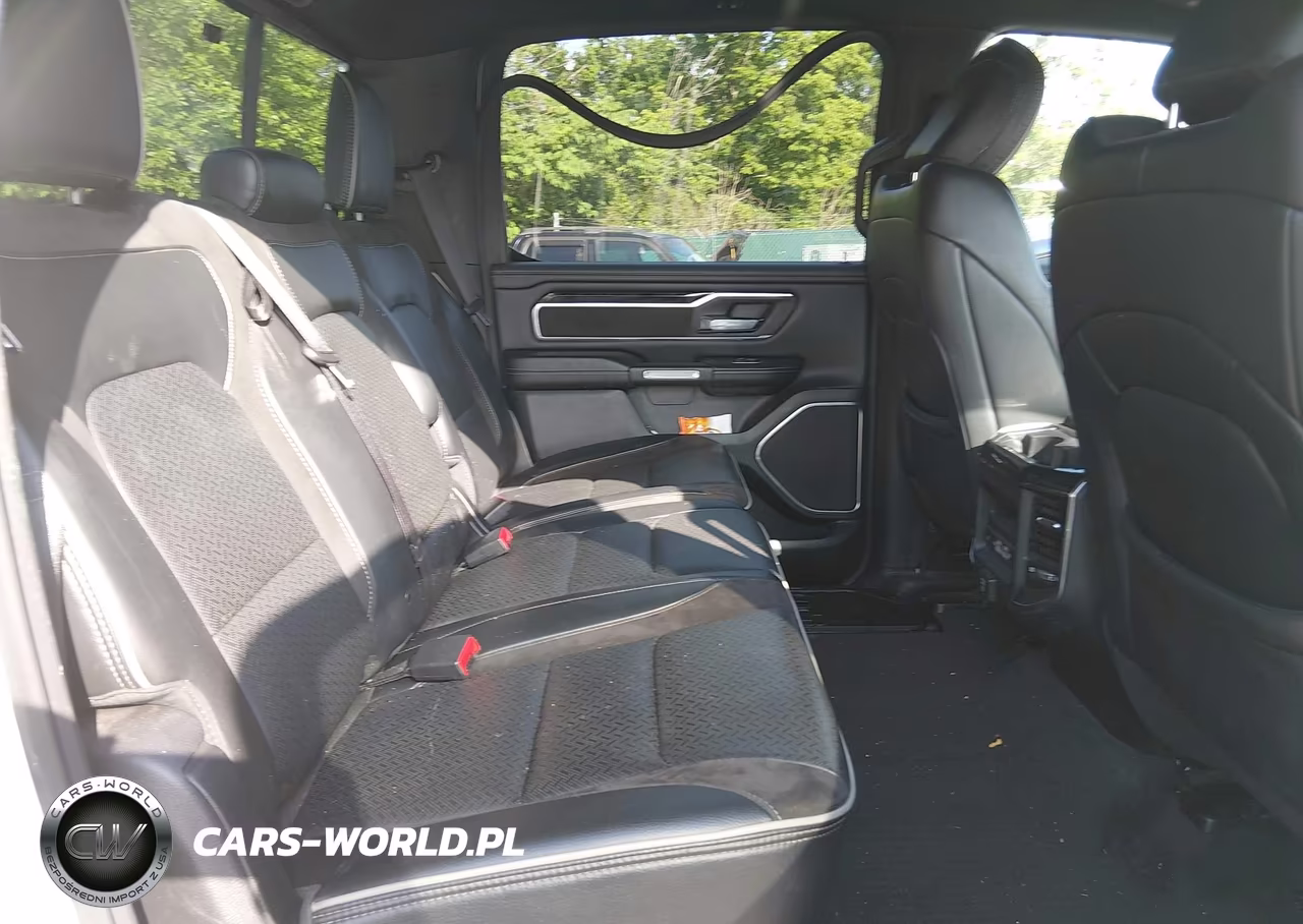 2021 Ram 1500 Laramie 4X4 5'7 Box VIN:1C6SRFJT1MN615652 - 8