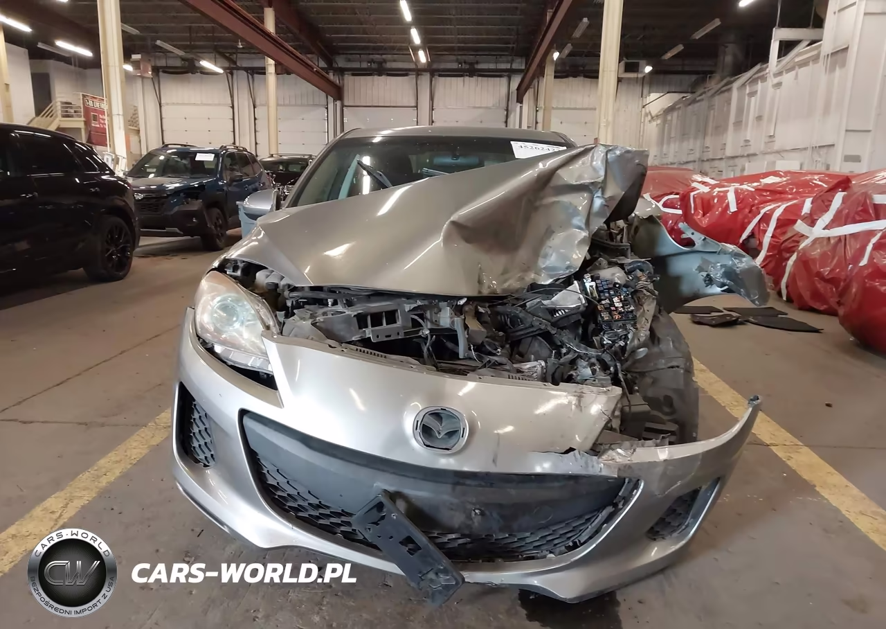 2013 Mazda Mazda3 I Sport VIN:JM1BL1U82D1701774 - 12